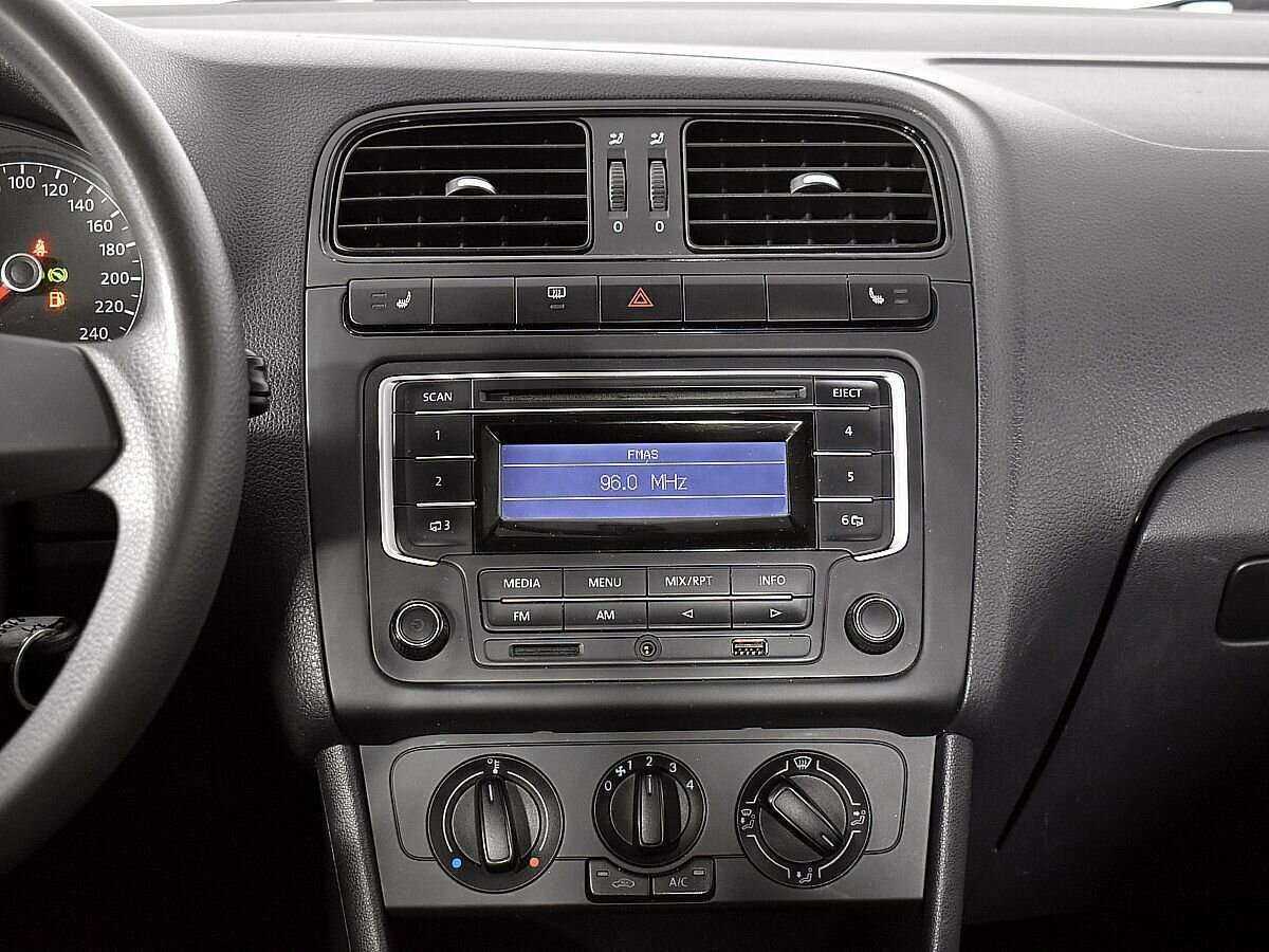 Volkswagen Polo б/у, 2014, Автоматическая. Фото: #10