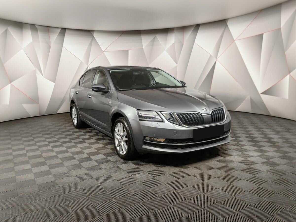 Skoda Octavia б/у, 2019, Роботизированная. Фото: #2