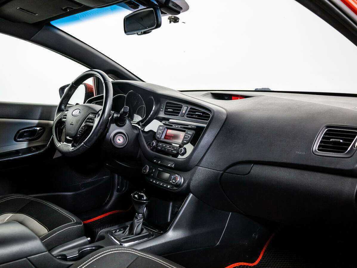 Kia Ceed б/у, 2014, Автоматическая. Фото: #8