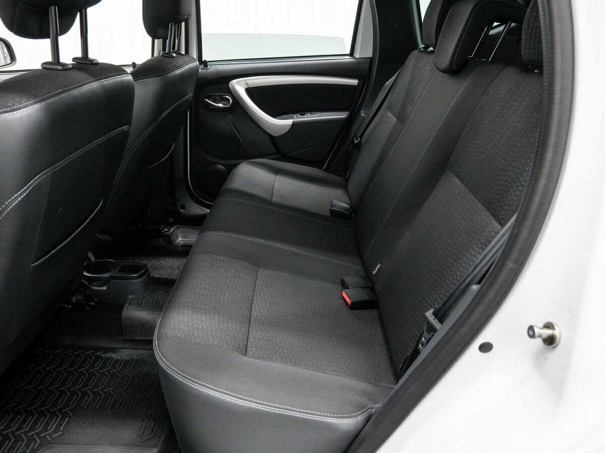 Nissan Terrano б/у, 2015, Автоматическая. Фото: #12