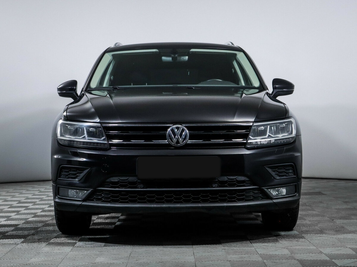 Volkswagen Tiguan б/у, 2018, Роботизированная. Фото: #1
