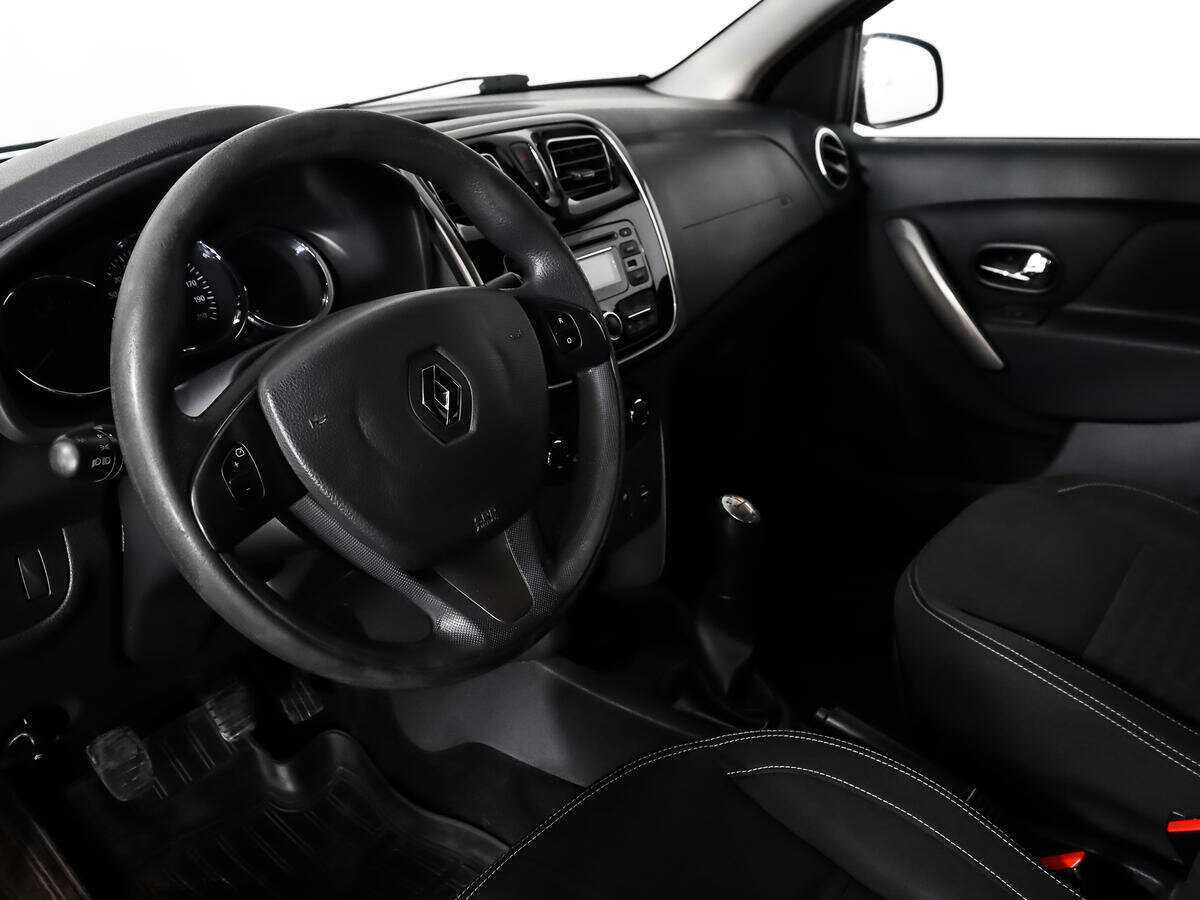 Renault Logan б/у, 2014, Механическая. Фото: #8