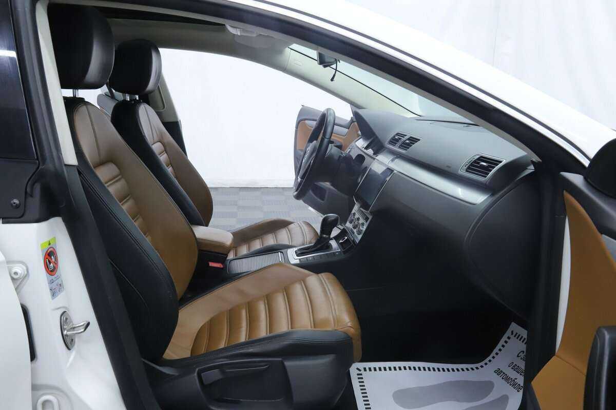 Volkswagen Passat CC б/у, 2013, Роботизированная. Фото: #13