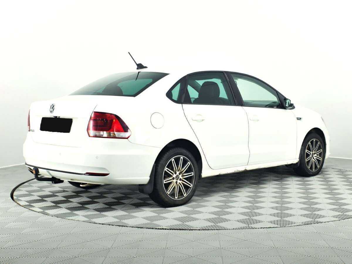 Volkswagen Polo б/у, 2018, Механическая. Фото: #3