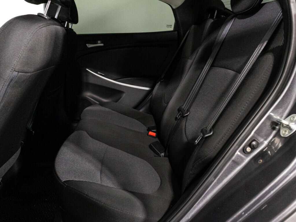 Hyundai Solaris б/у, 2013, Автоматическая. Фото: #9