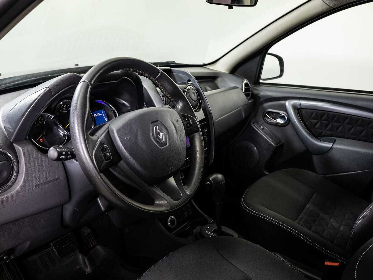Renault Duster б/у, 2017, Автоматическая. Фото: #10