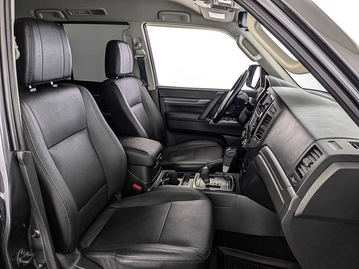 Mitsubishi Pajero б/у, 2018, Автоматическая. Фото: #22