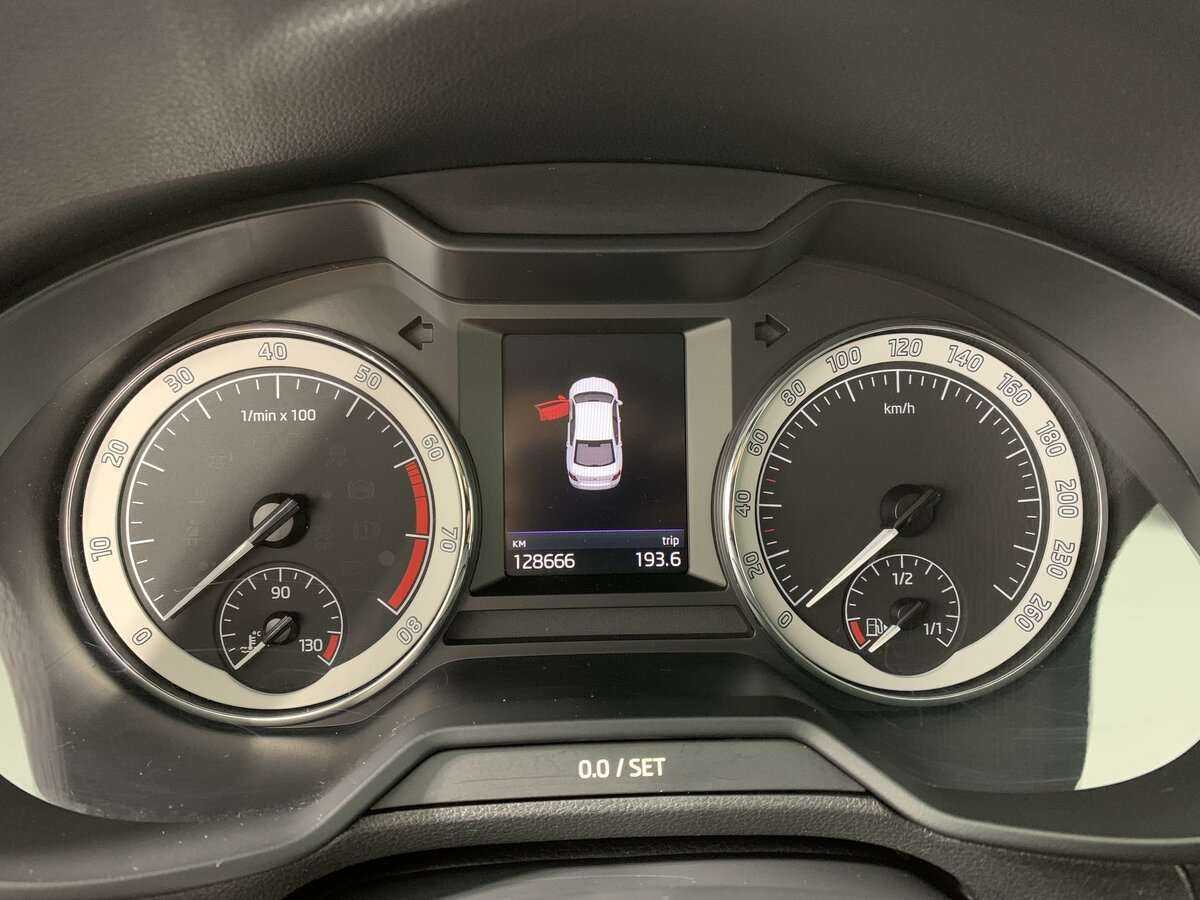 Skoda Octavia б/у, 2018, Роботизированная. Фото: #12