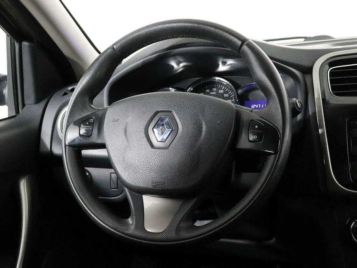 Renault Sandero б/у, 2015, Механическая. Фото: #11