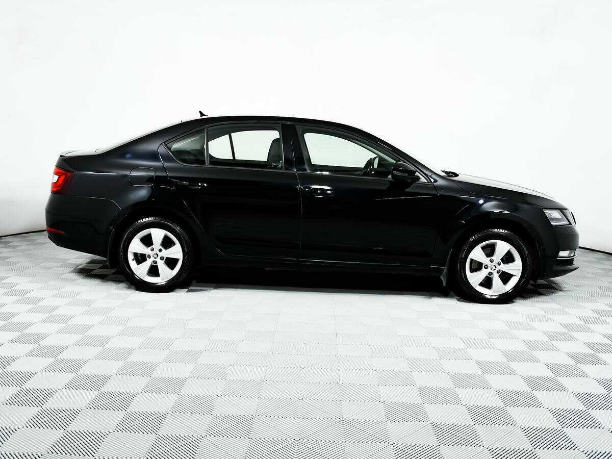 Skoda Octavia б/у, 2017, Роботизированная. Фото: #3