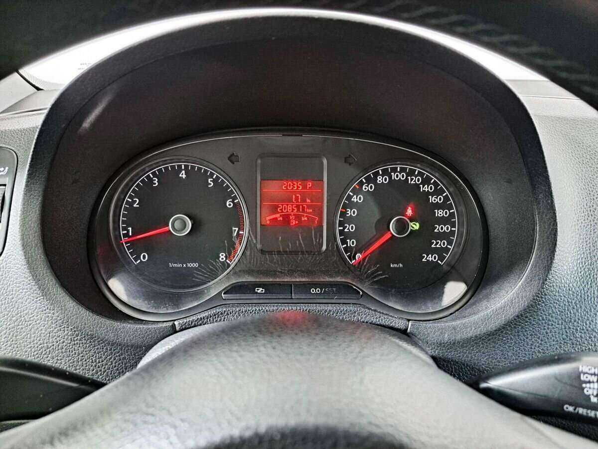 Volkswagen Polo б/у, 2012, Автоматическая. Фото: #9