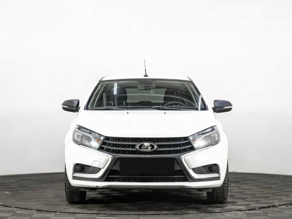 Lada (ВАЗ) Vesta б/у, 2019, Механическая. Фото: #1