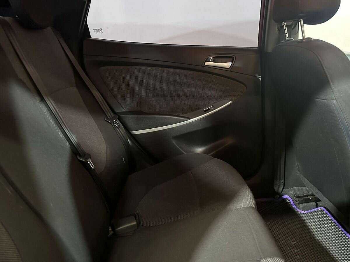 Hyundai Solaris б/у, 2013, Механическая. Фото: #10