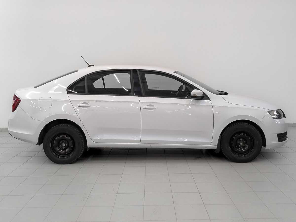 Skoda Rapid б/у, 2017, Механическая. Фото: #3