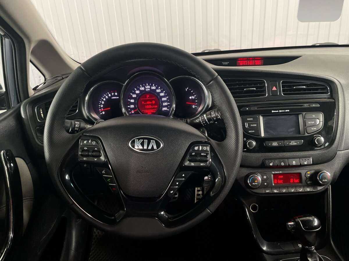 Kia Ceed б/у, 2013, Автоматическая. Фото: #9