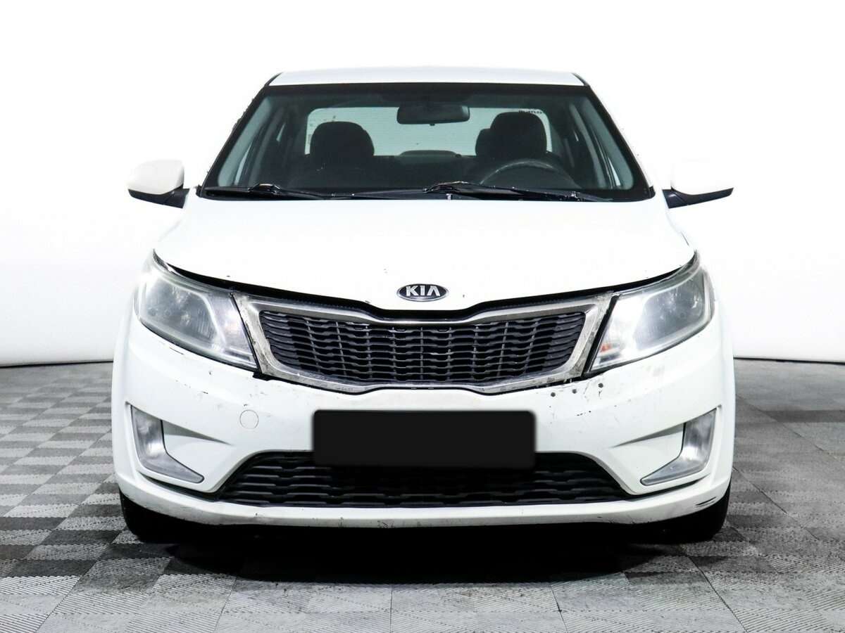Kia Rio б/у, 2013, Автоматическая. Фото: #1