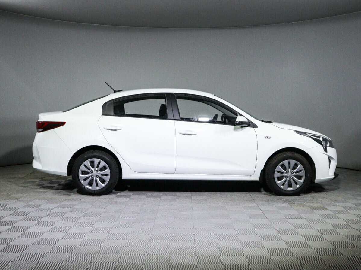 Kia Rio б/у, 2021, Автоматическая. Фото: #3