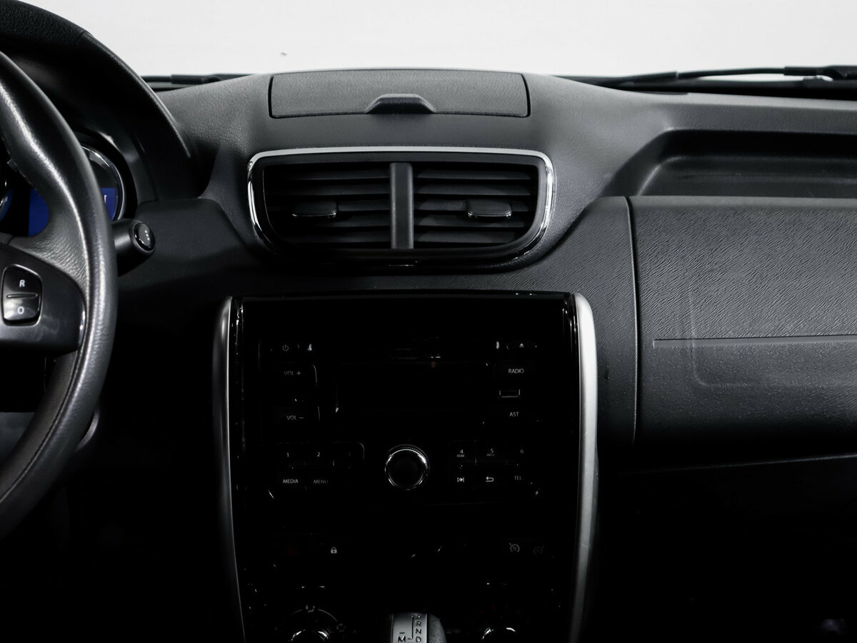 Nissan Terrano б/у, 2017, Автоматическая. Фото: #12