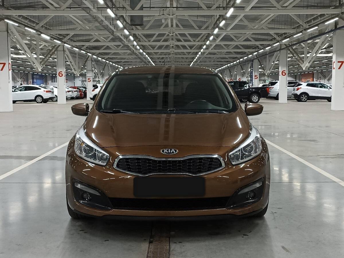 Kia Ceed б/у, 2016, Механическая. Фото: #1