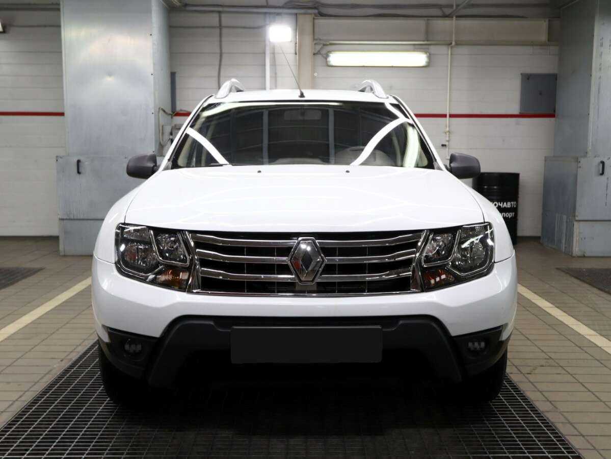 Renault Duster б/у, 2017, Механическая. Фото: #2