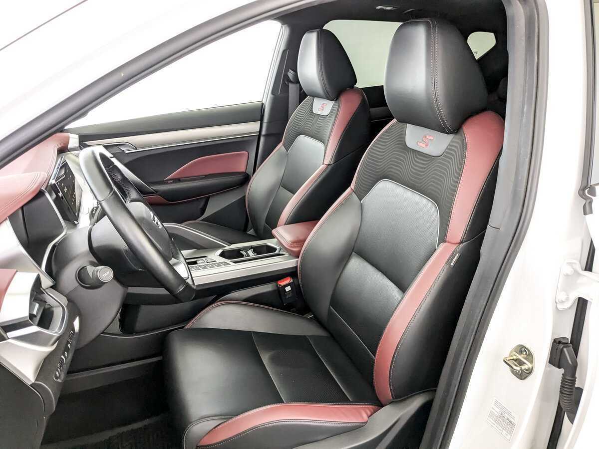 Geely Coolray б/у, 2022, Роботизированная. Фото: #17