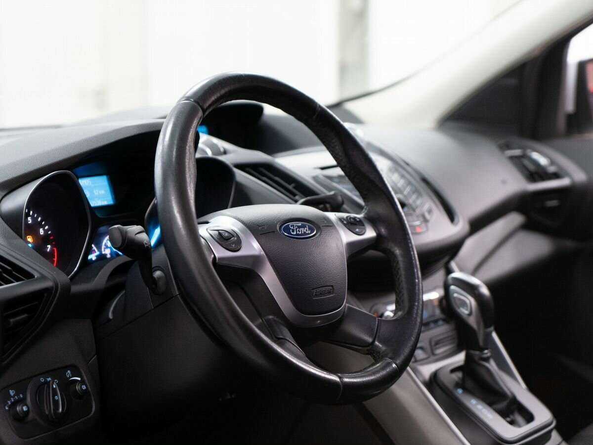 Ford Kuga б/у, 2014, Автоматическая. Фото: #4