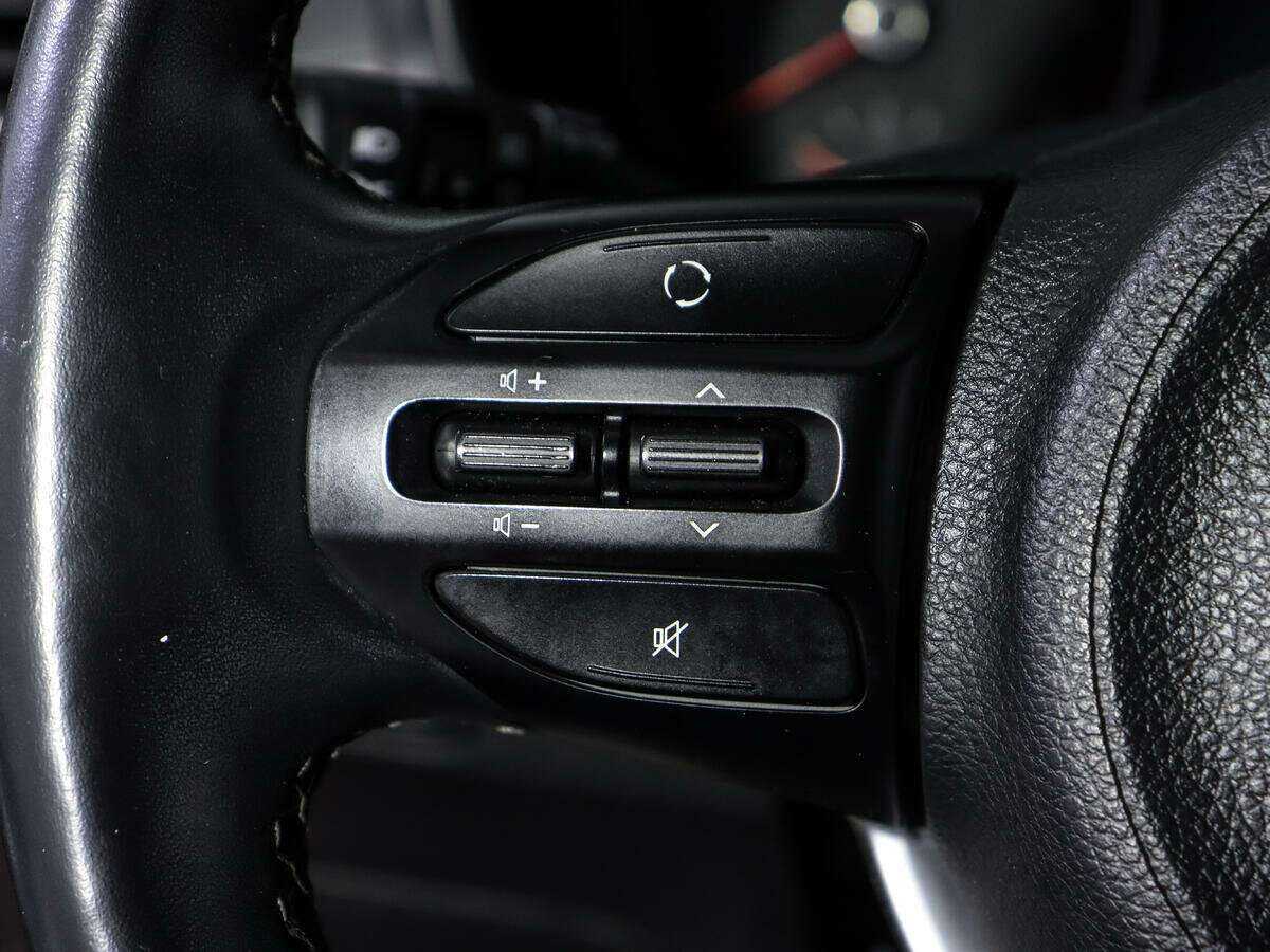 Kia Rio б/у, 2019, Автоматическая. Фото: #16