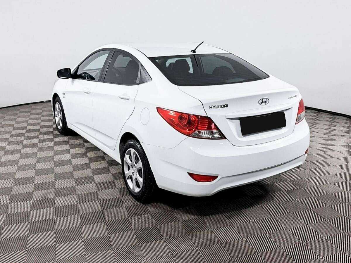 Hyundai Solaris б/у, 2013, Автоматическая. Фото: #6