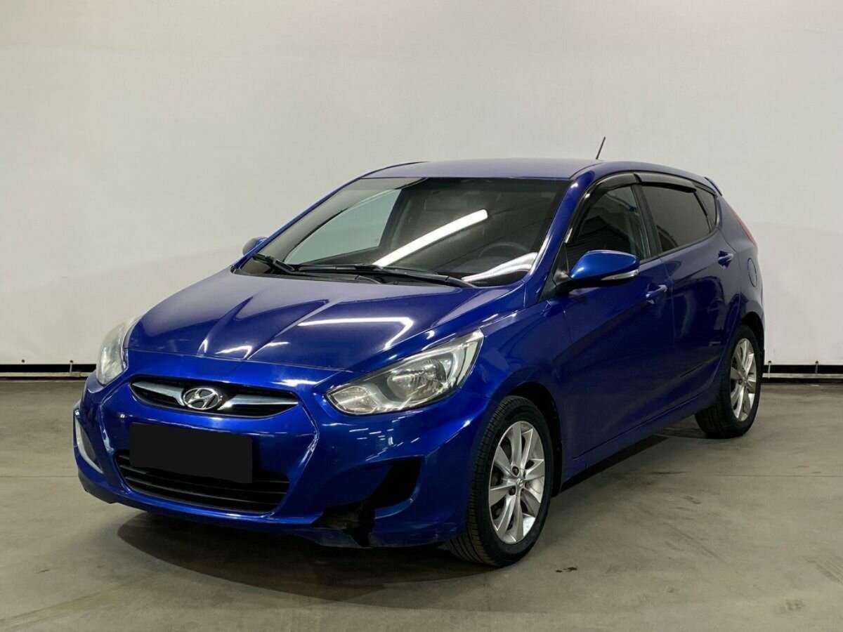 Hyundai Solaris б/у, 2012, Механическая. Посмотреть фото