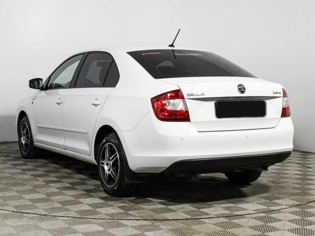 Skoda Rapid б/у, 2016, Автоматическая. Фото: #6