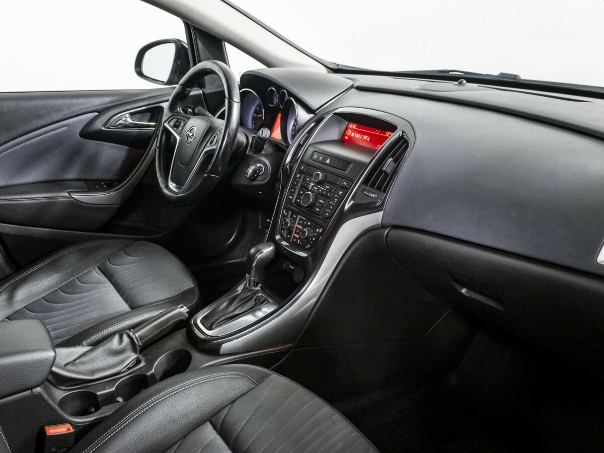 Opel Astra б/у, 2013, Автоматическая. Фото: #8