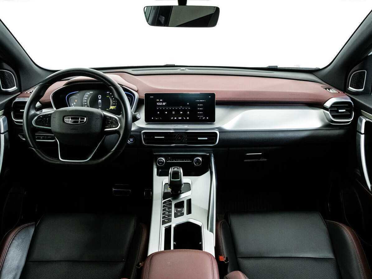 Geely Coolray б/у, 2022, Роботизированная. Фото: #7