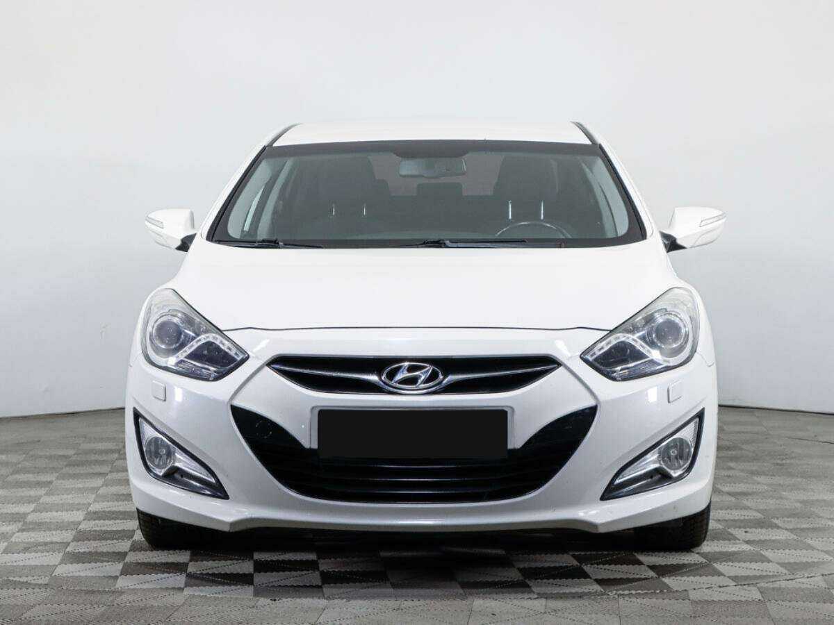 Hyundai i40 б/у, 2013, Автоматическая. Фото: #1