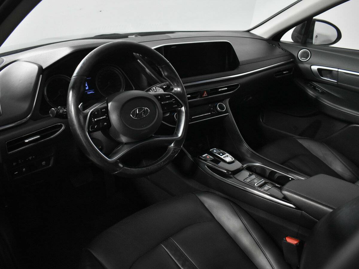 Hyundai Sonata б/у, 2020, Автоматическая. Фото: #4
