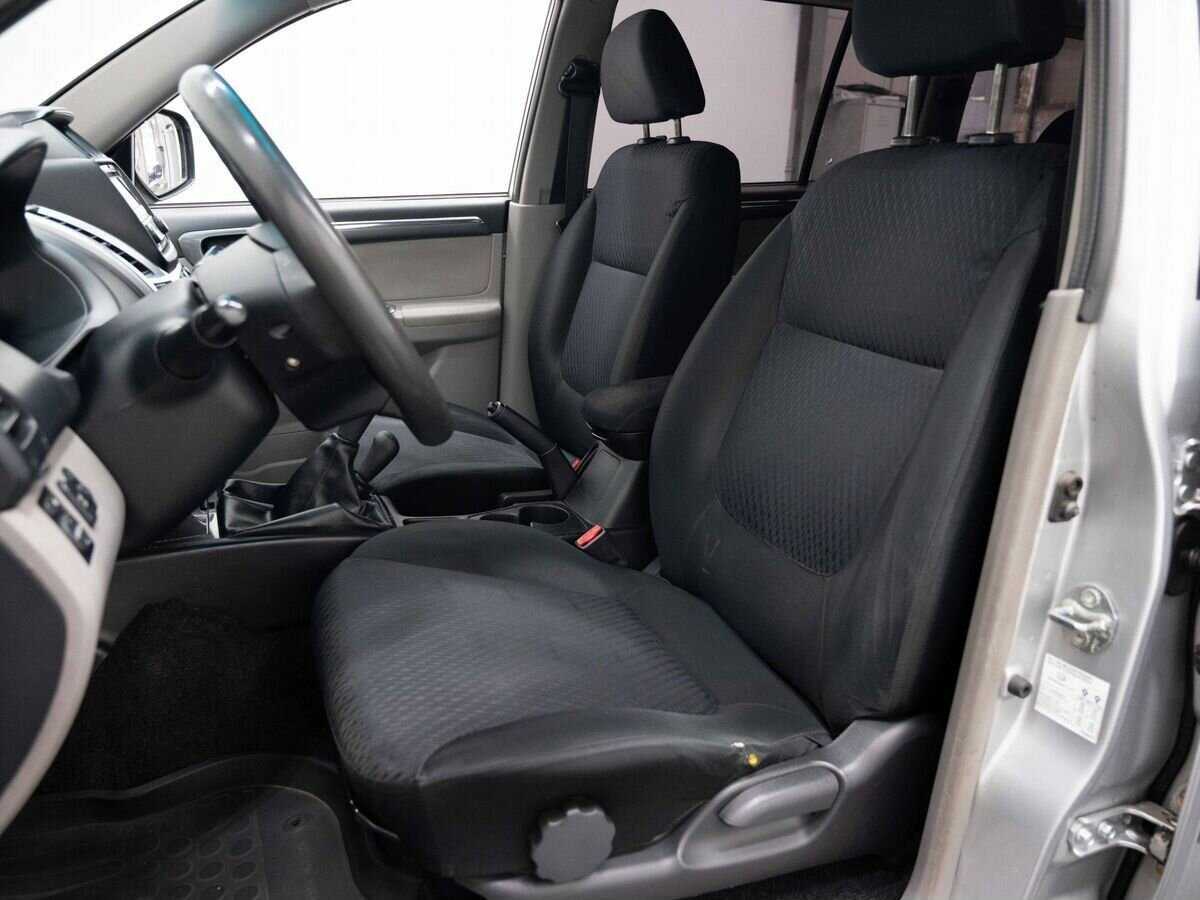 Mitsubishi Pajero Sport б/у, 2014, Механическая. Фото: #7