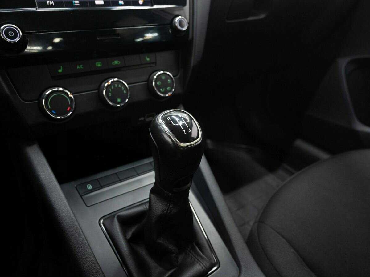 Skoda Octavia б/у, 2019, Механическая. Фото: #19