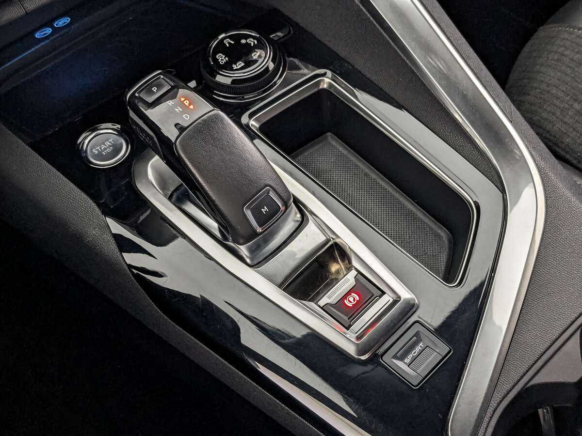 Peugeot 3008 б/у, 2018, Автоматическая. Фото: #20