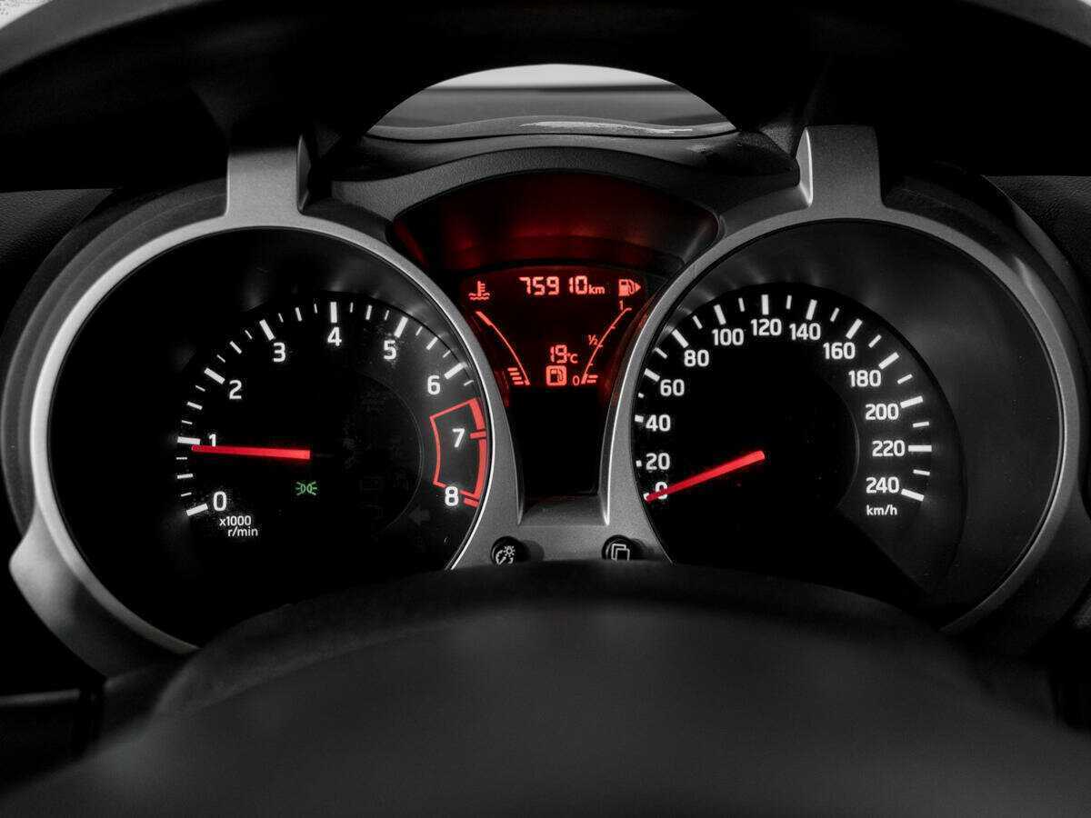 Nissan Juke б/у, 2013, Механическая. Фото: #10