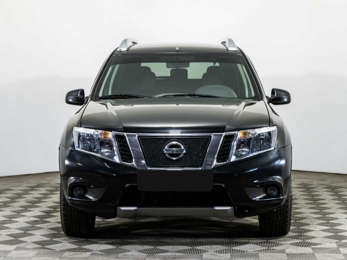 Nissan Terrano б/у, 2015, Автоматическая. Фото: #1
