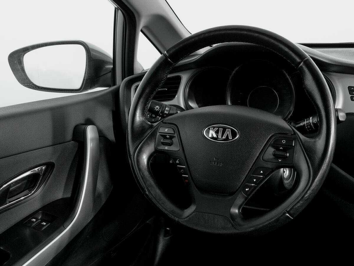Kia Ceed б/у, 2015, Механическая. Фото: #13
