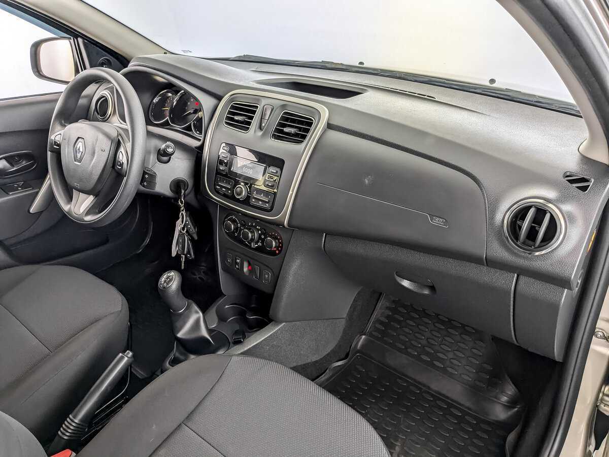 Renault Sandero б/у, 2018, Механическая. Фото: #10