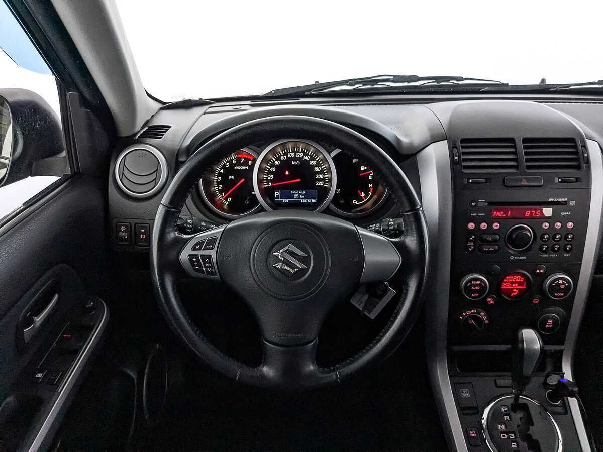 Suzuki Grand Vitara б/у, 2013, Автоматическая. Фото: #21
