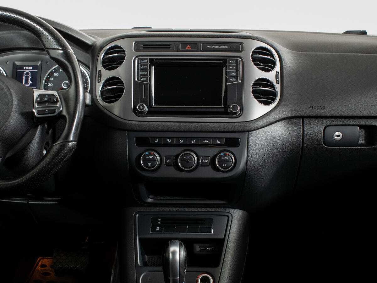 Volkswagen Tiguan б/у, 2016, Автоматическая. Фото: #8