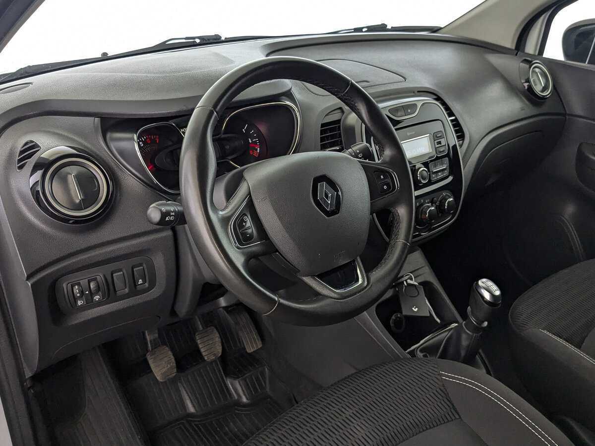 Renault Kaptur б/у, 2020, Механическая. Фото: #10