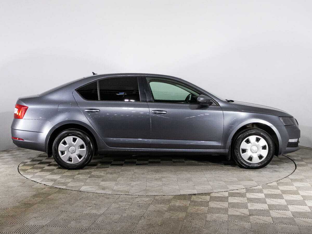 Skoda Octavia б/у, 2018, Автоматическая. Фото: #3