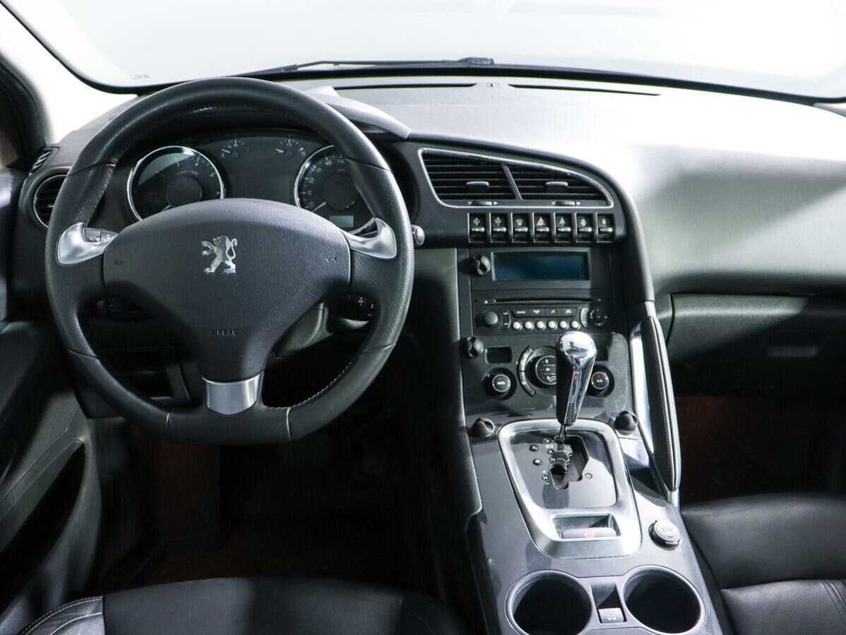 Peugeot 3008 б/у, 2013, Автоматическая. Фото: #11