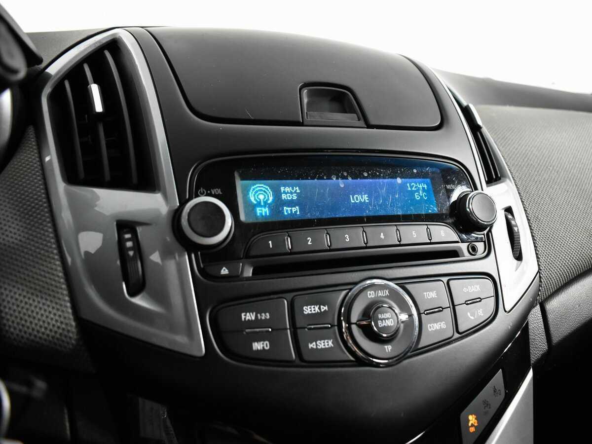 Chevrolet Cruze б/у, 2013, Механическая. Фото: #13