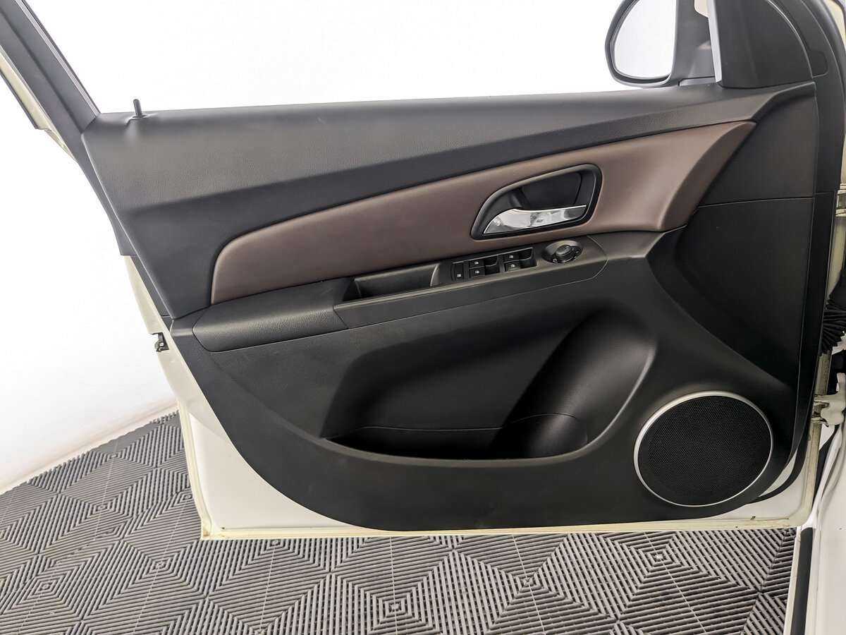 Chevrolet Cruze б/у, 2014, Автоматическая. Фото: #14
