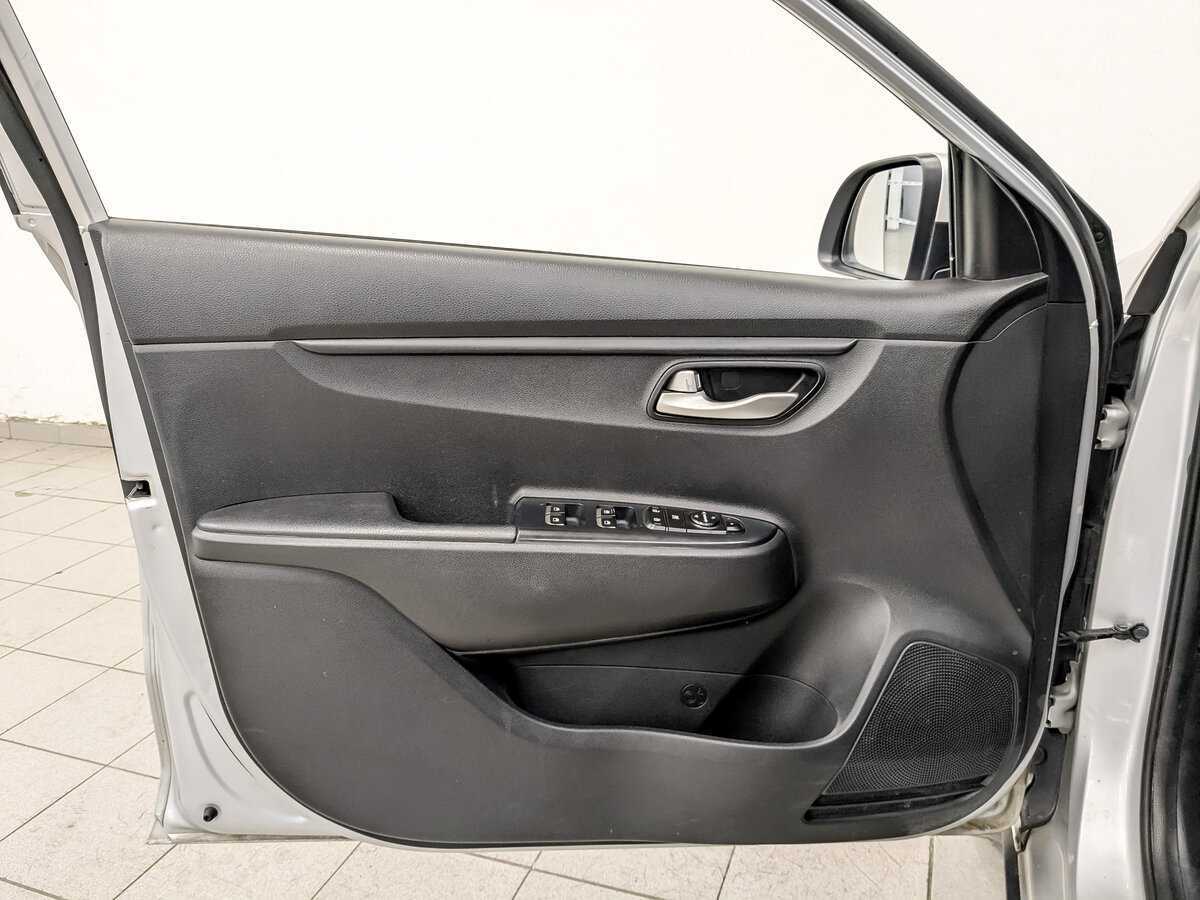 Kia Rio б/у, 2020, Автоматическая. Фото: #18