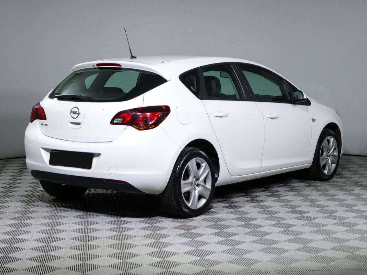 Opel Astra б/у, 2012, Автоматическая. Фото: #3